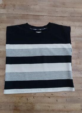 Umgee Black and White Logo Boxy Top